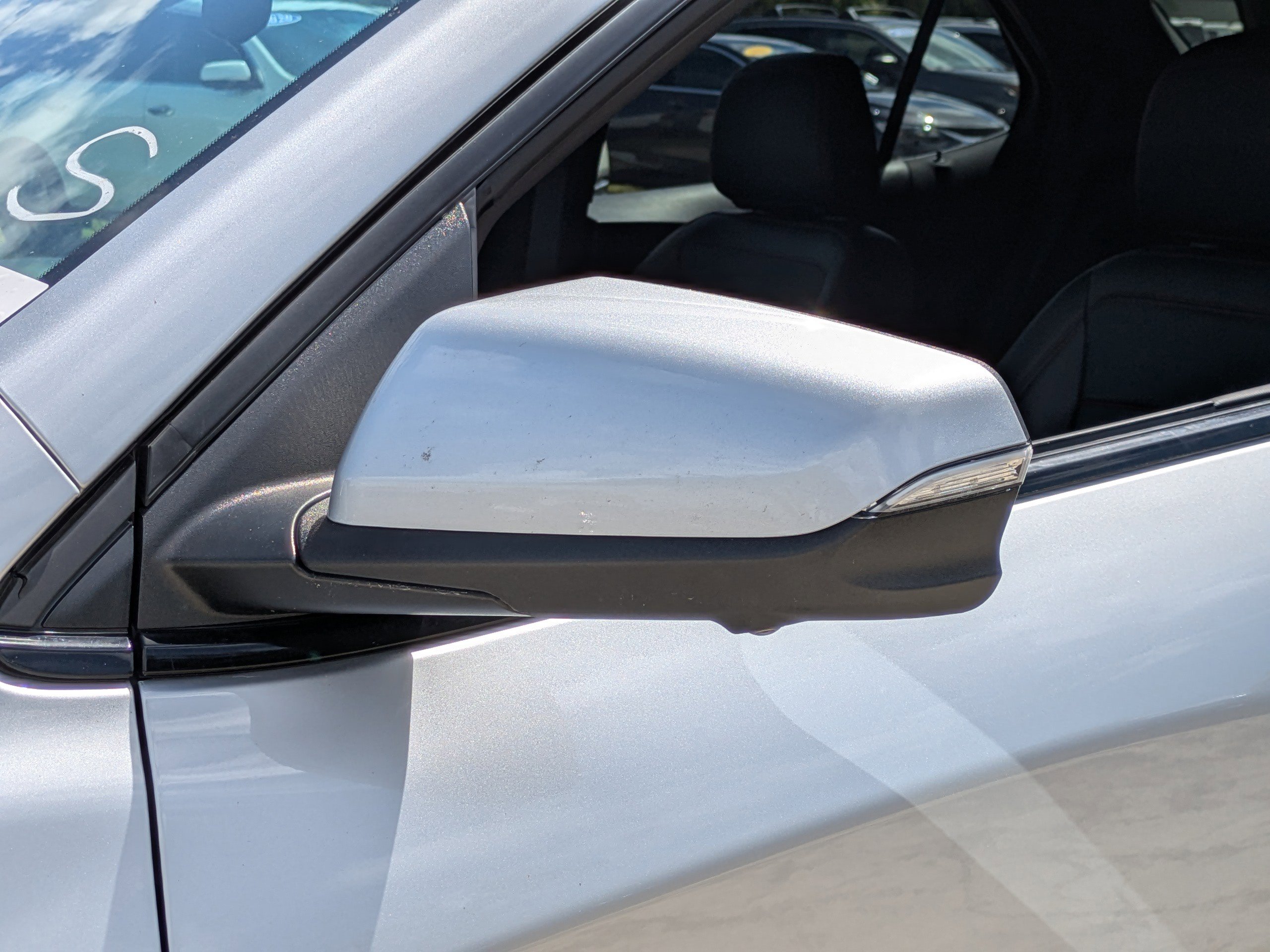 Used 2022 Chevrolet Equinox RS w/ RS Leather Package image 11