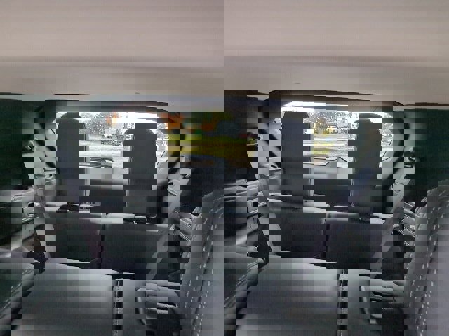 Used 2024 Mitsubishi Outlander SE image 12