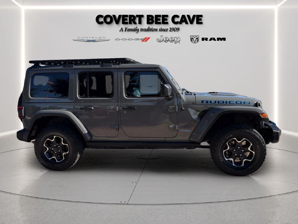 Used 2022 Jeep Wrangler Unlimited Rubicon 4xe w/ Steel Bumper Group AWD/4WD image 11