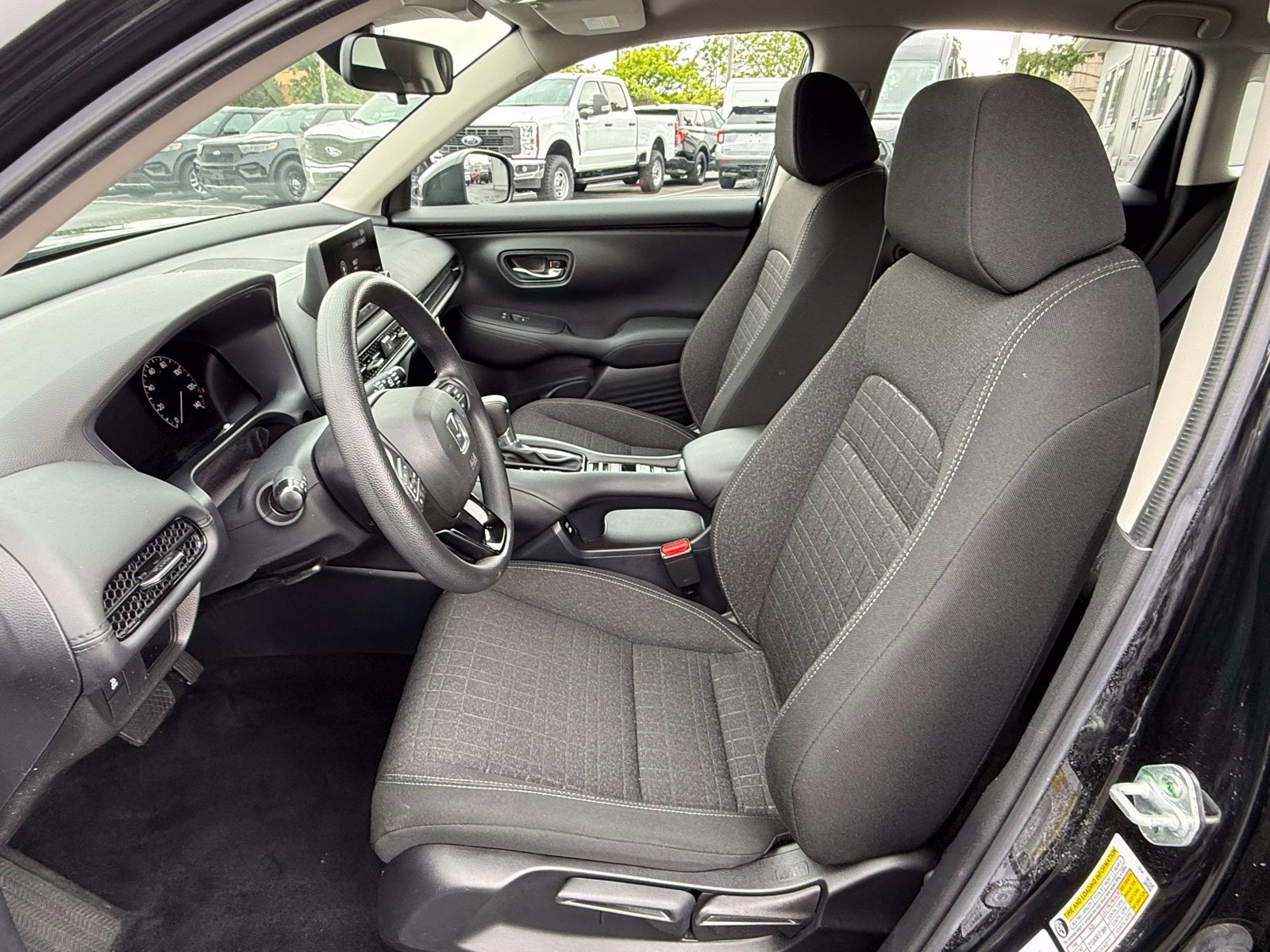 Used 2024 Honda HR-V LX image 16