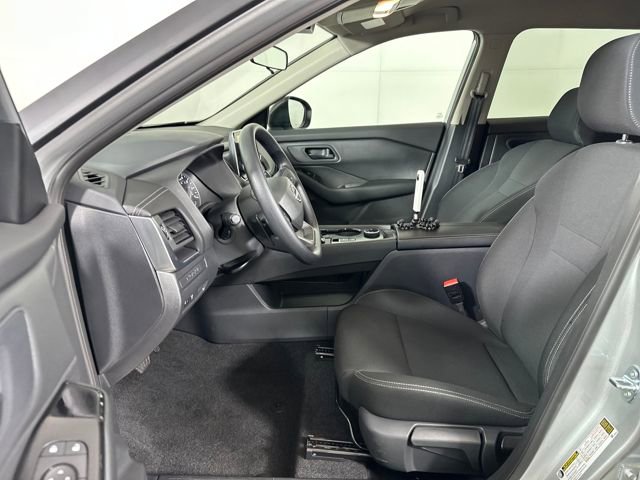 Certified 2025 Nissan Rogue S image 11
