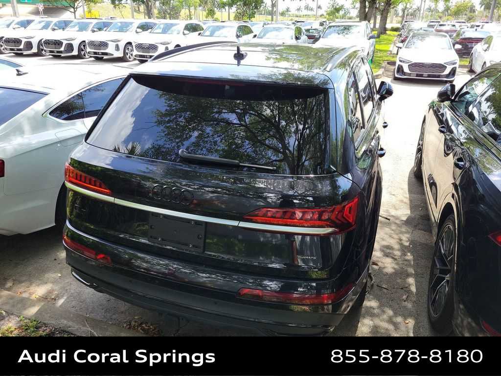 Used 2021 Audi Q7 3.0T Prestige w/ Prestige Package AWD/4WD image 17