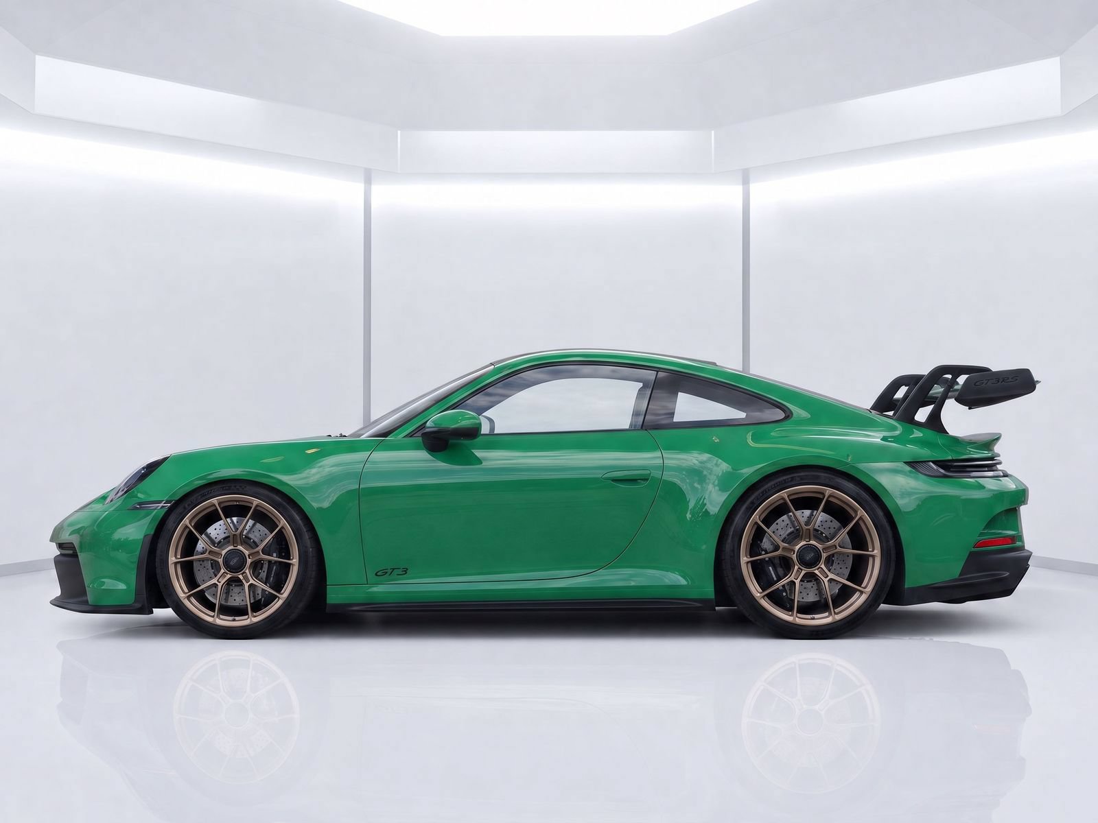Used 2023 Porsche 911 GT3 RWD image 2