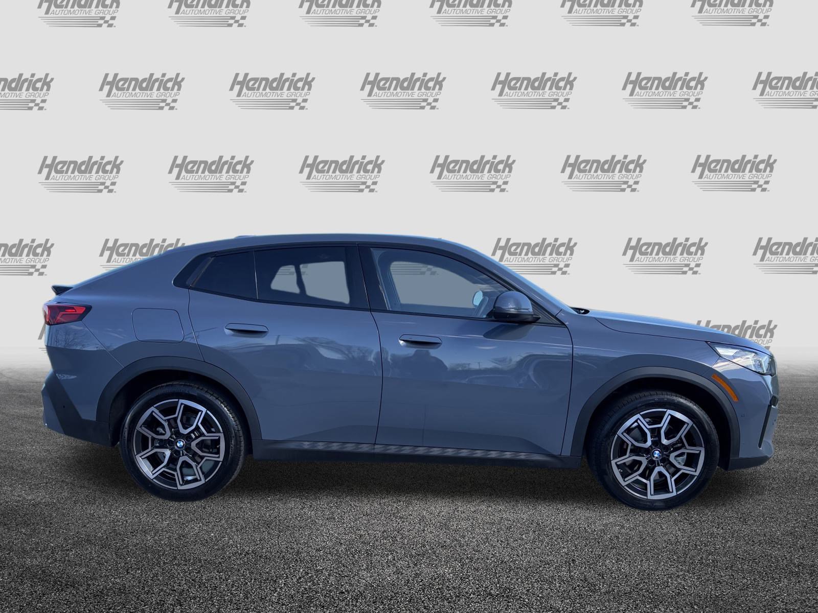 Certified 2025 BMW X2 xDrive28i image 11