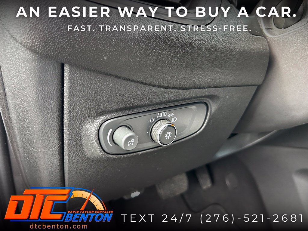 Used 2024 Chevrolet Equinox LT FWD image 12