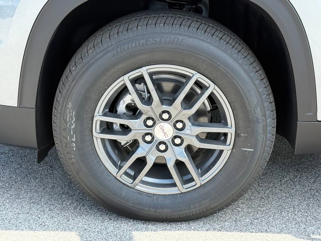 New 2026 GMC Acadia Elevation image 13