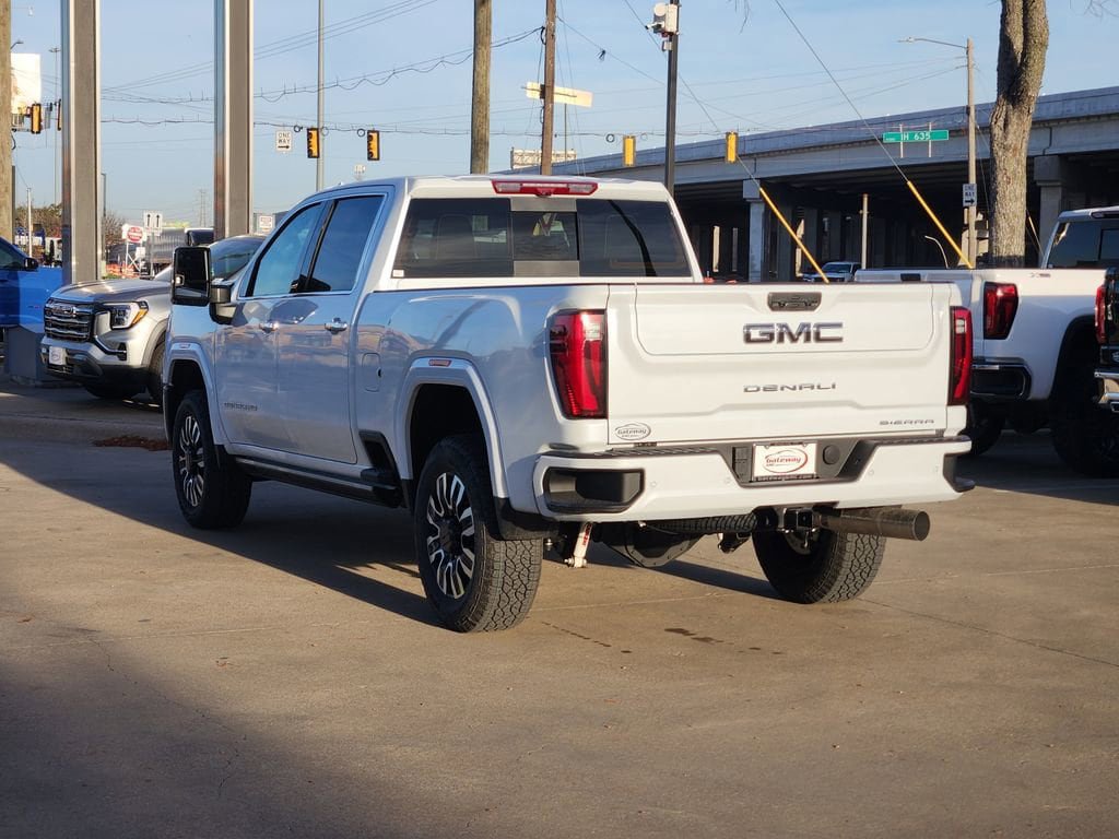 New 2026 GMC Sierra 2500 Denali Ultimate image 3