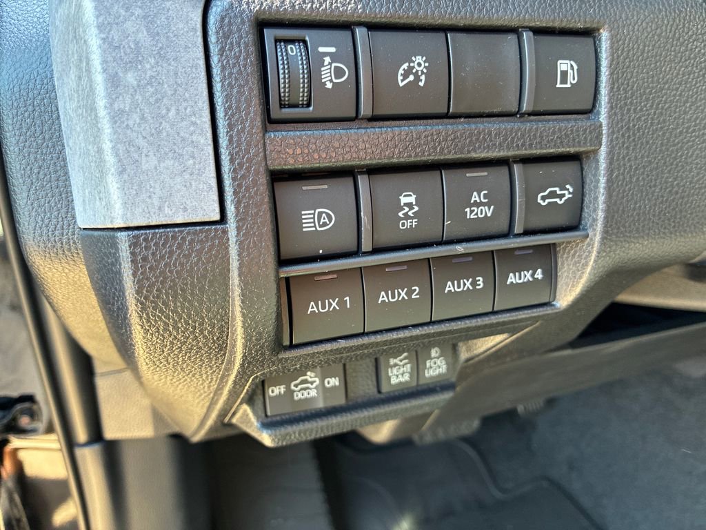 New 2025 Toyota Tacoma Trailhunter image 34