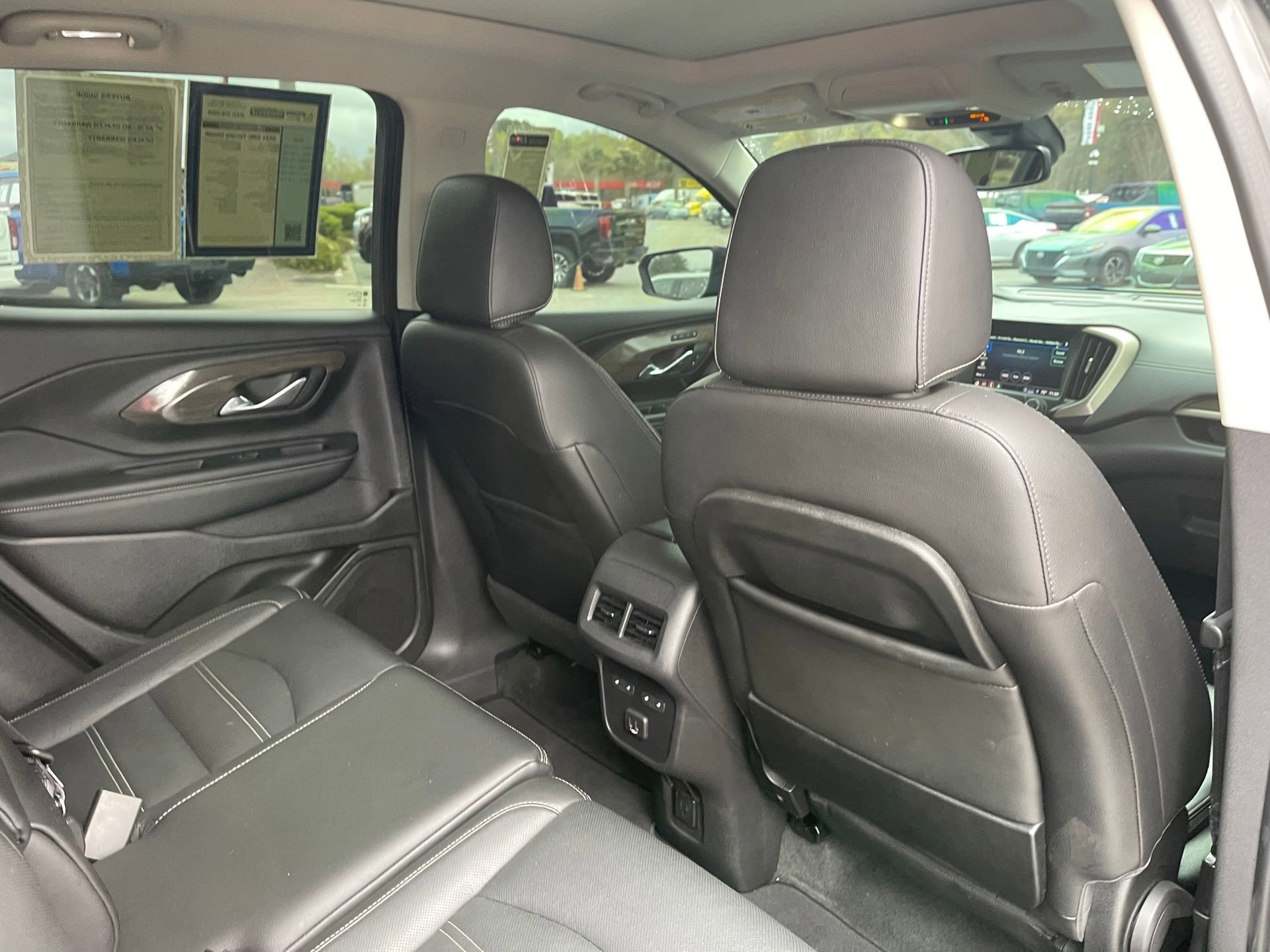 Used 2024 GMC Terrain Denali w/ Denali Premium Package image 29