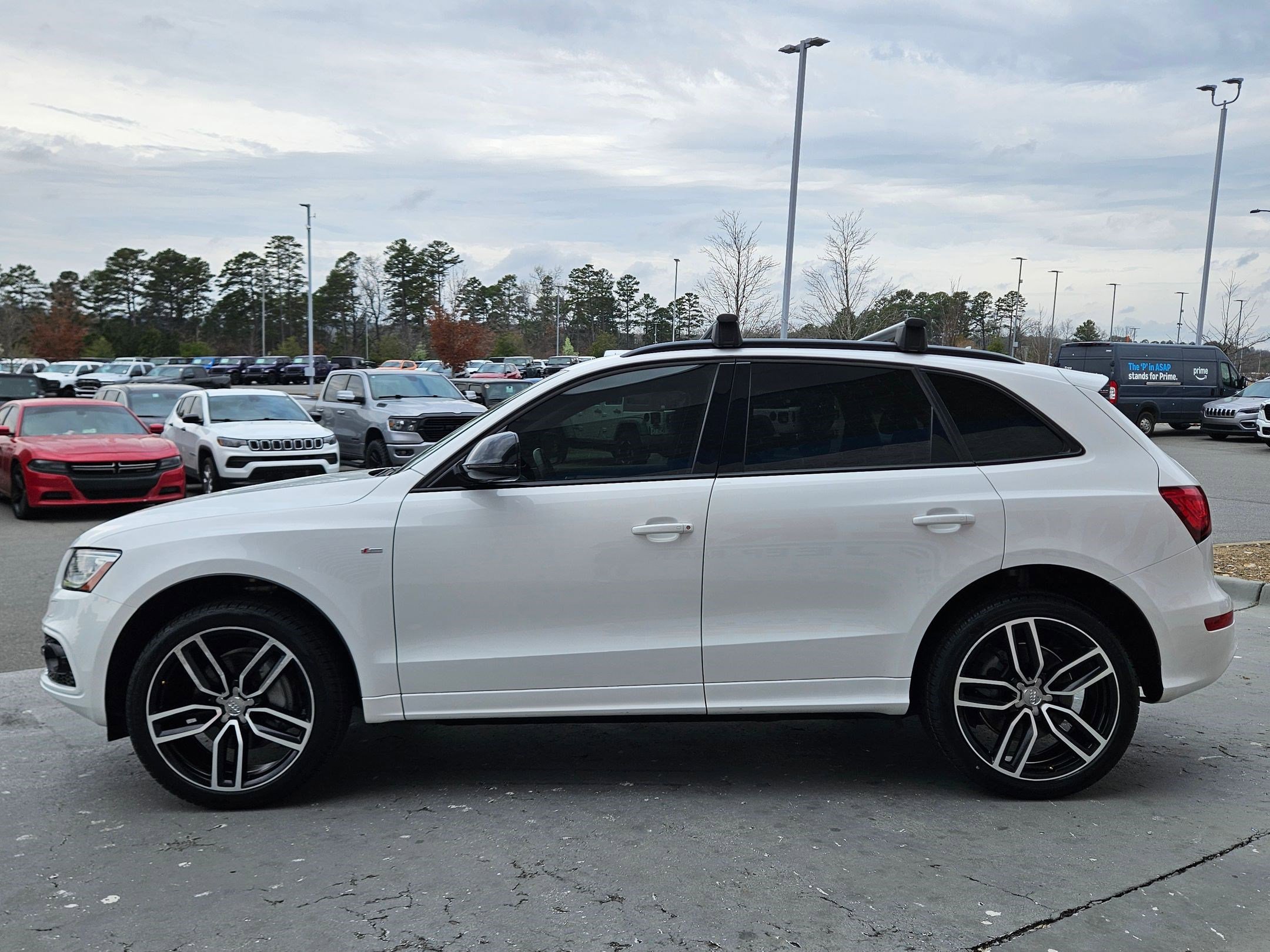 Used 2017 Audi Q5 3.0T Premium Plus w/ Technology Package image 4