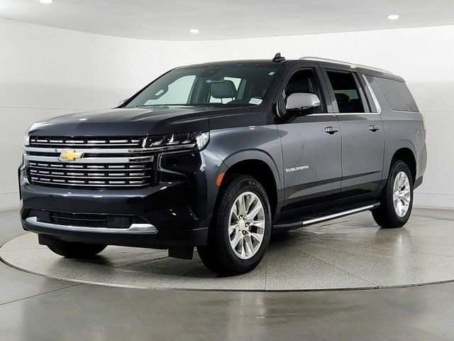 Used 2023 Chevrolet Suburban Premier image 2