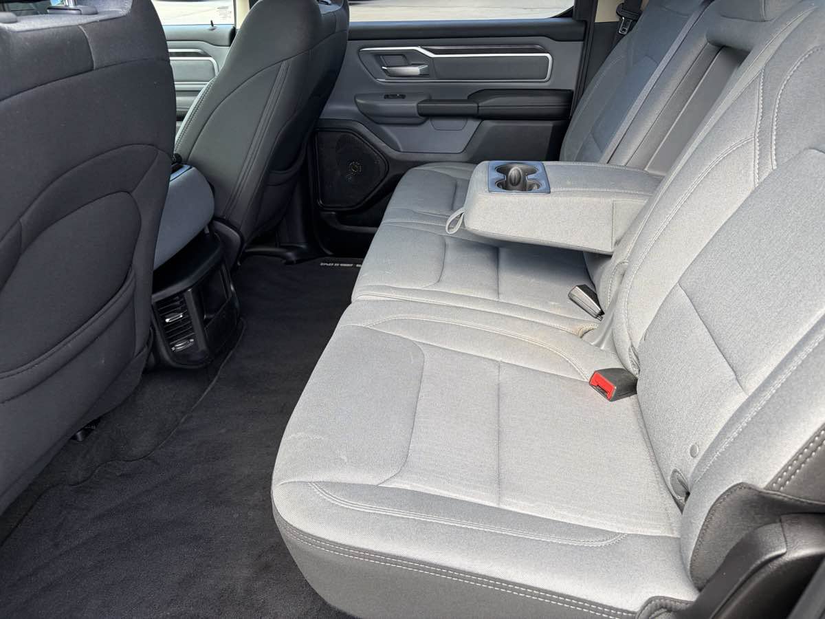 Used 2019 RAM 1500 Big Horn AWD/4WD image 18