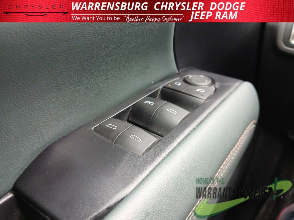 Used 2026 GMC Terrain AT4 w/ Technology Package II AWD/4WD image 25