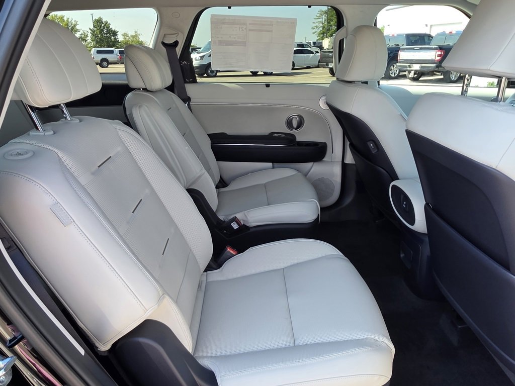 New 2026 Hyundai Palisade Calligraphy image 13