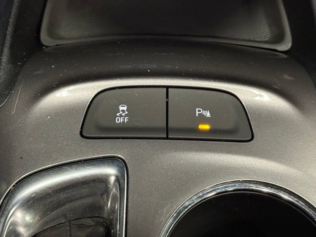Used 2025 Chevrolet Malibu LT FWD image 30