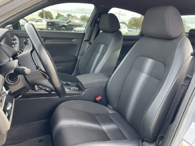 Used 2025 Honda Civic Sport image 24