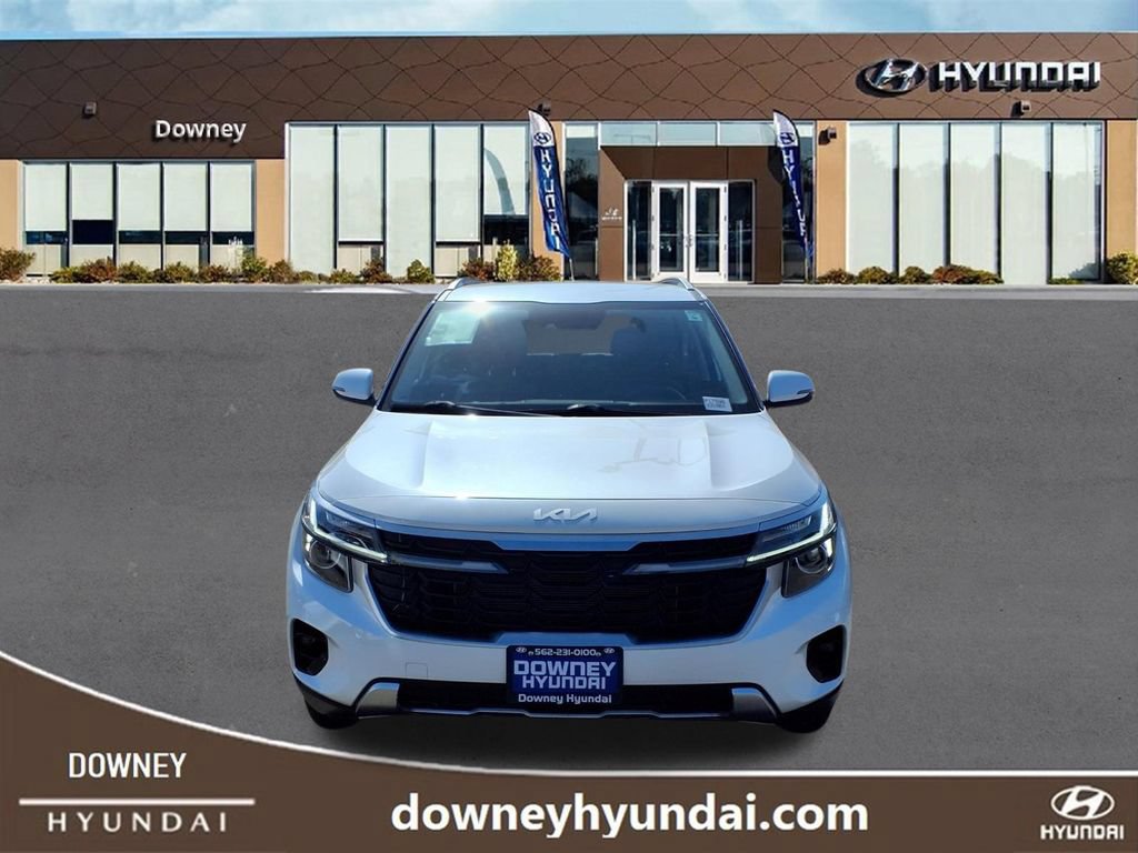 Used 2025 Kia Seltos S FWD image 2