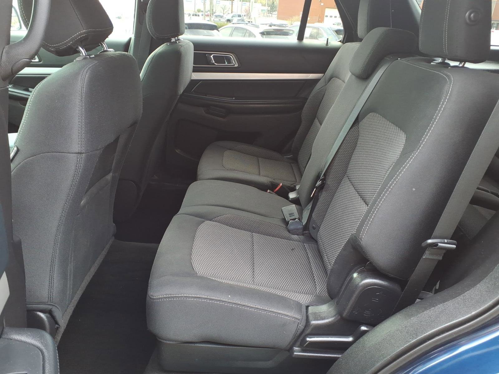 Used 2016 Ford Explorer XLT FWD image 9