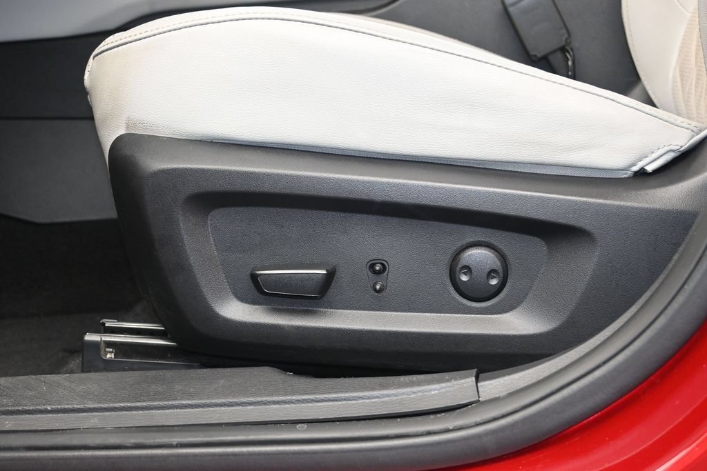 Used 2025 Mitsubishi Outlander SEL FWD image 23