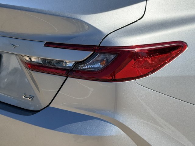 Certified 2025 Toyota Camry LE FWD image 7