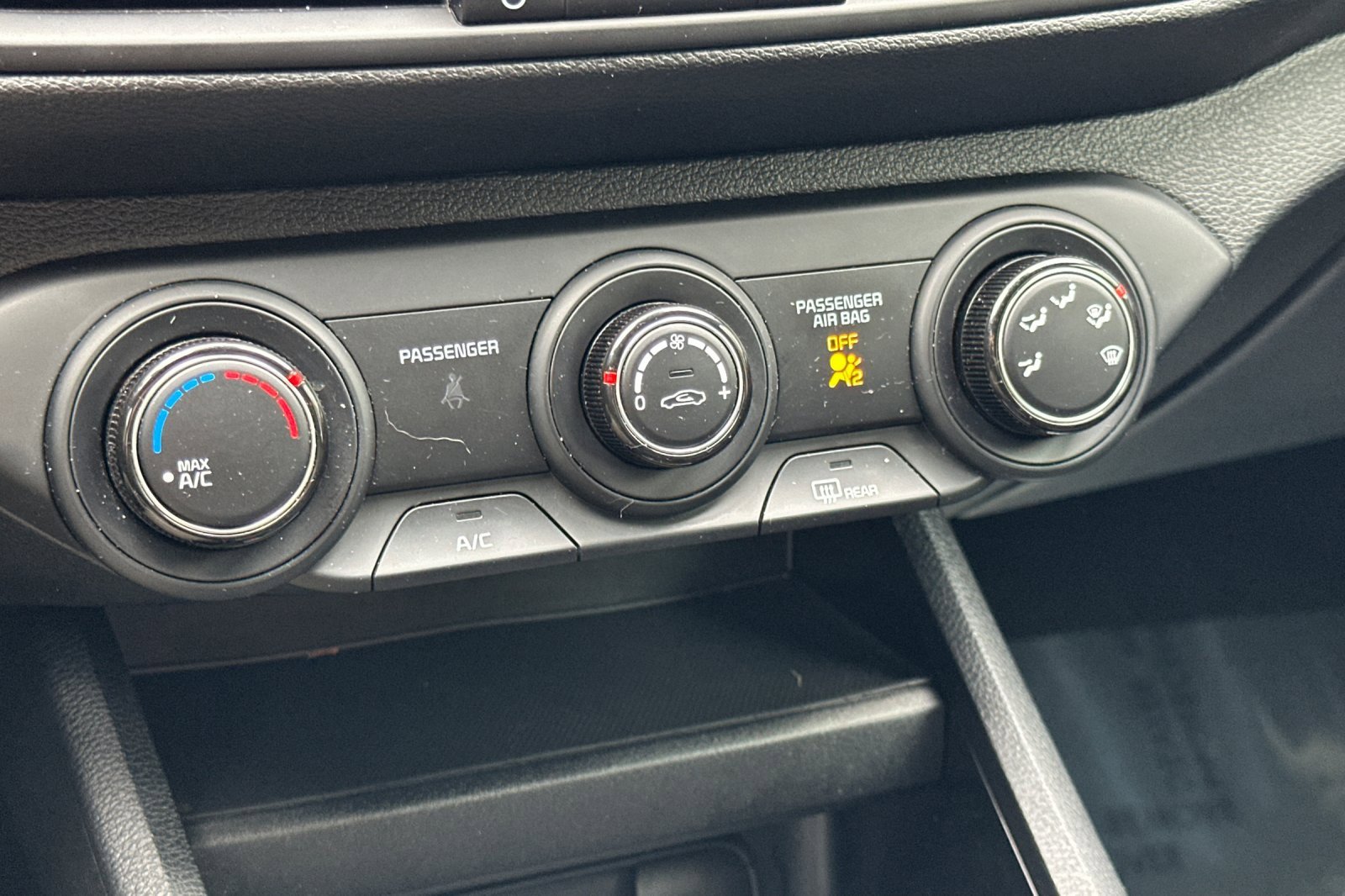 Used 2024 Kia Forte LXS image 16