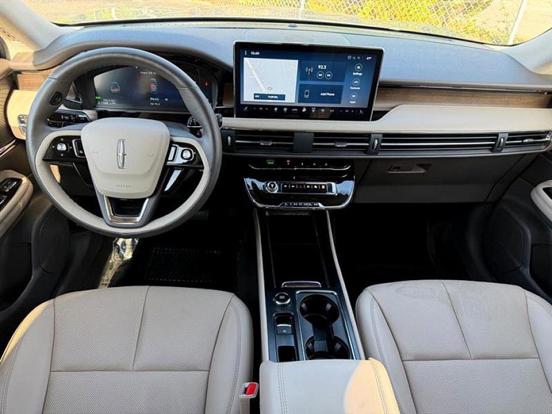 Used 2024 Lincoln Corsair Grand Touring w/ Equipment Group 301A image 19