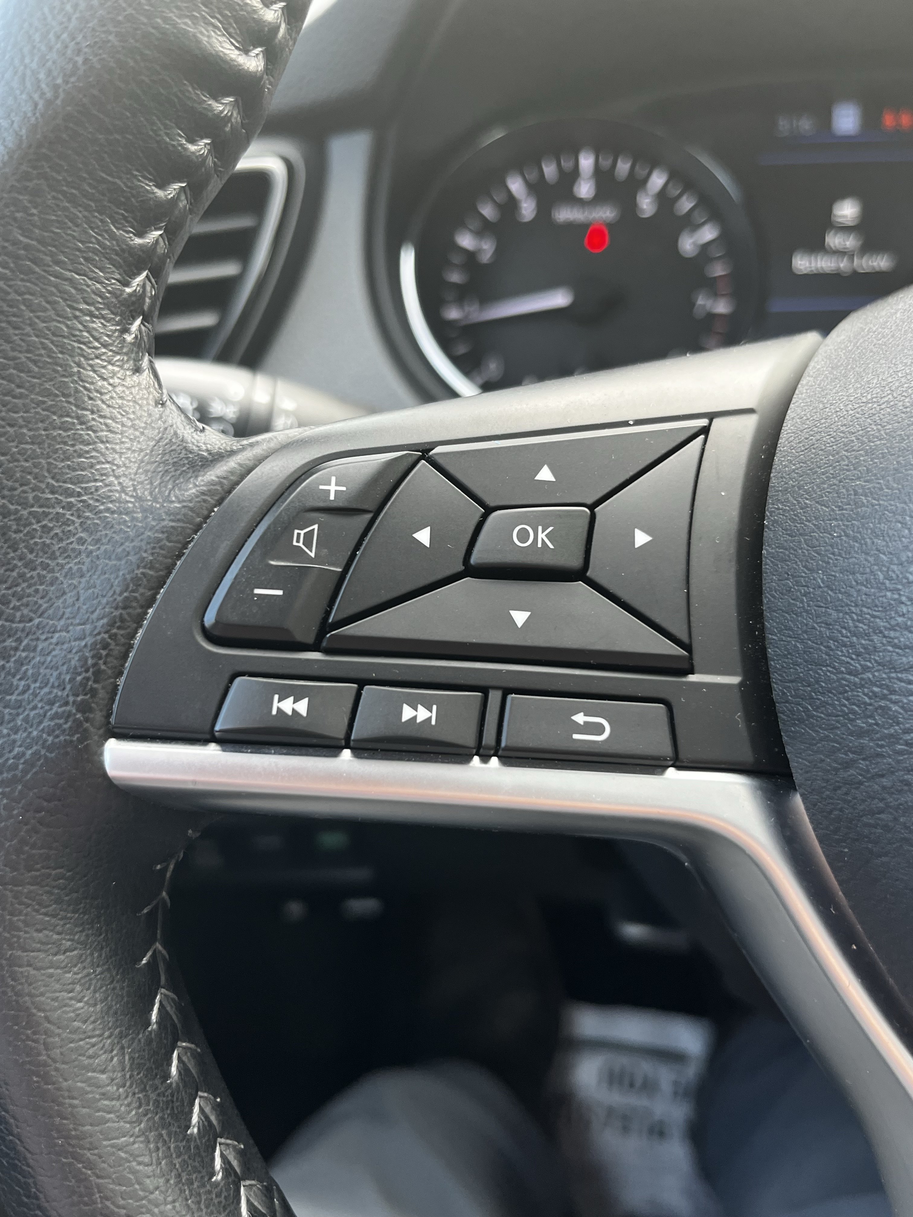 Used 2022 Nissan Rogue Sport SL w/ Premium Package AWD/4WD image 21