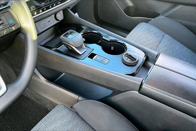 Used 2023 Nissan Rogue SV image 18