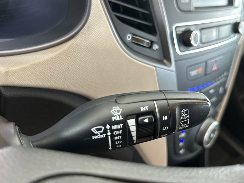 Used 2018 Hyundai Santa Fe Sport FWD image 22