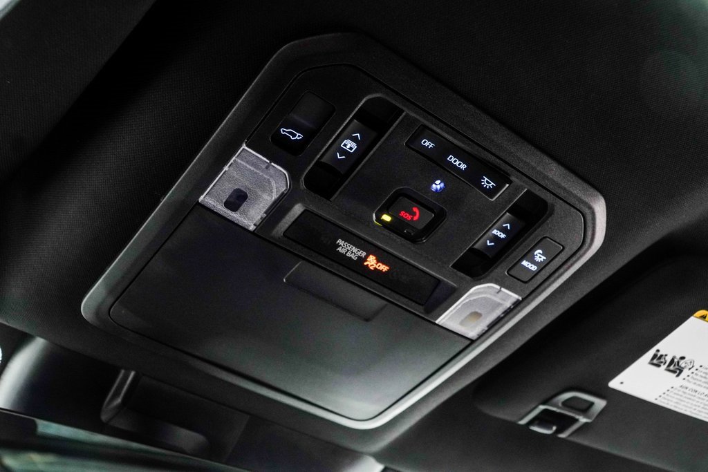 Used 2024 Toyota Sequoia Platinum image 40