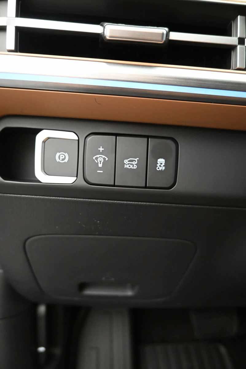 New 2026 Hyundai Santa Fe Calligraphy AWD/4WD image 19