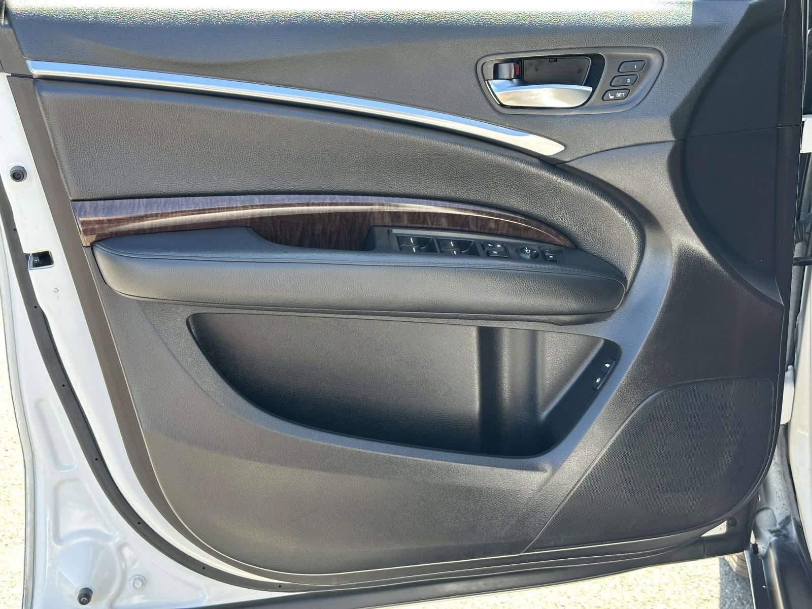 Used 2020 Acura MDX FWD image 20