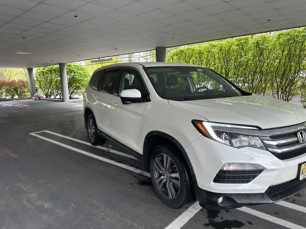Used 2017 Honda Pilot EX image 5