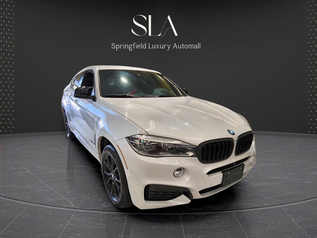 Used 2019 BMW X6 M60i AWD/4WD image 1