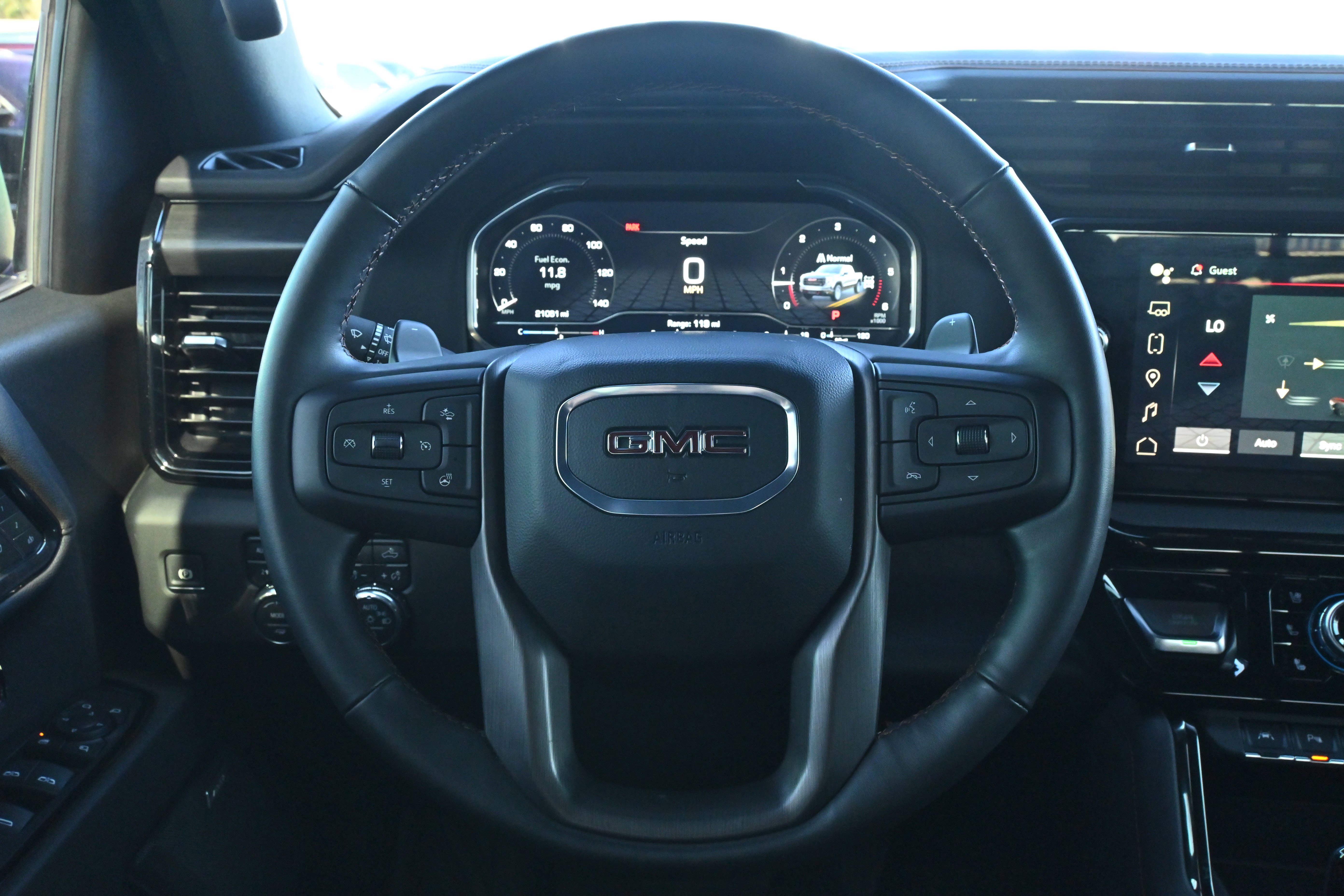 Used 2024 GMC Sierra 1500 AT4 w/ Technology Package image 18