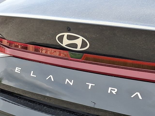 Certified 2026 Hyundai Elantra SE FWD image 29