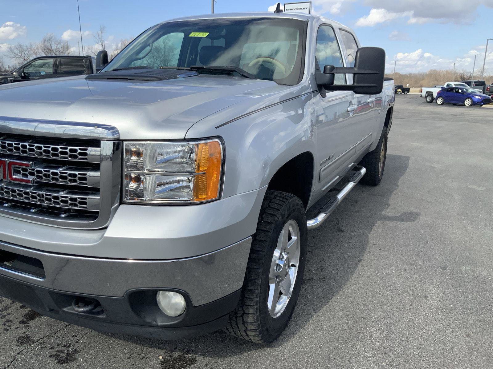 Used 2014 GMC Sierra 2500 SLT w/ SLT Convenience Package image 16