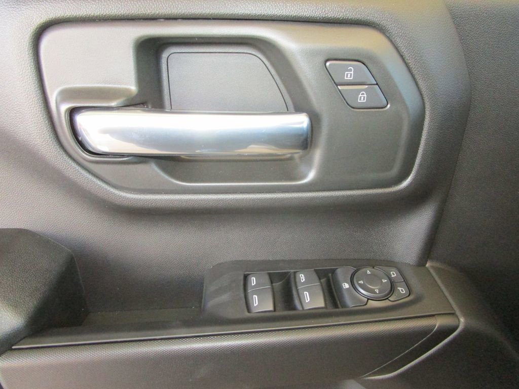 New 2026 Chevrolet Silverado 1500 Custom image 25