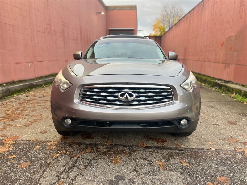 Used 2011 INFINITI FX35 2WD w/ Premium Pkg image 3