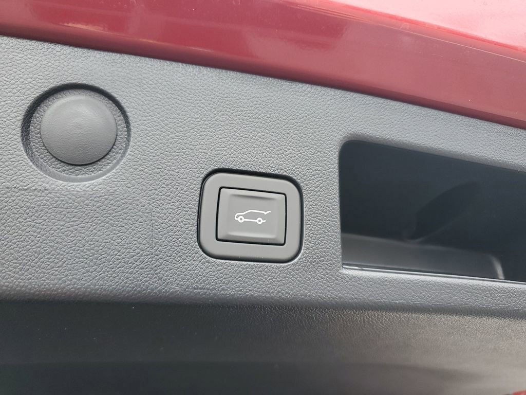 New 2026 Chevrolet Equinox RS w/ Convenience Package III image 9