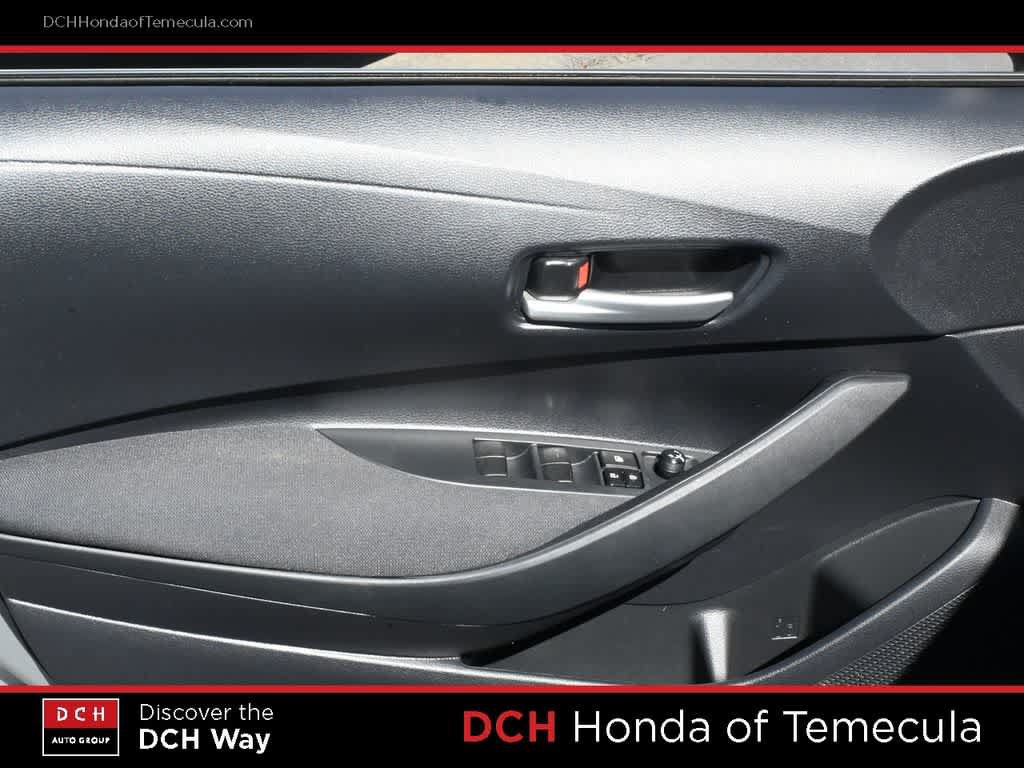 Used 2021 Toyota Corolla LE FWD image 16