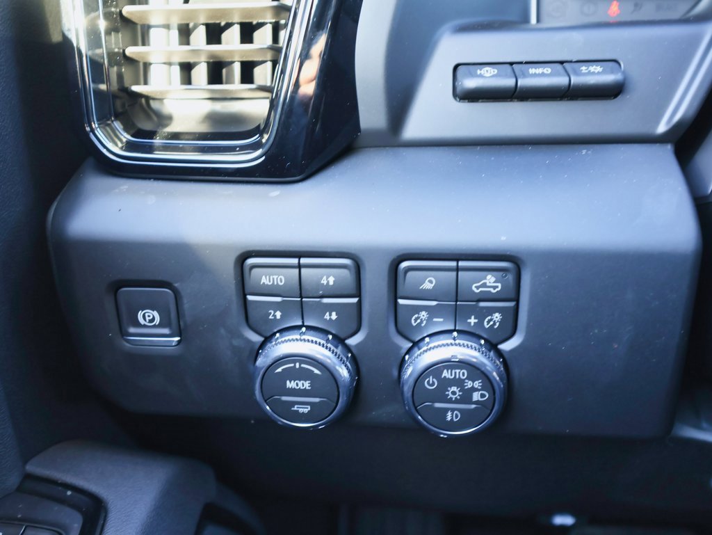 New 2026 GMC Sierra 2500 AT4 image 26