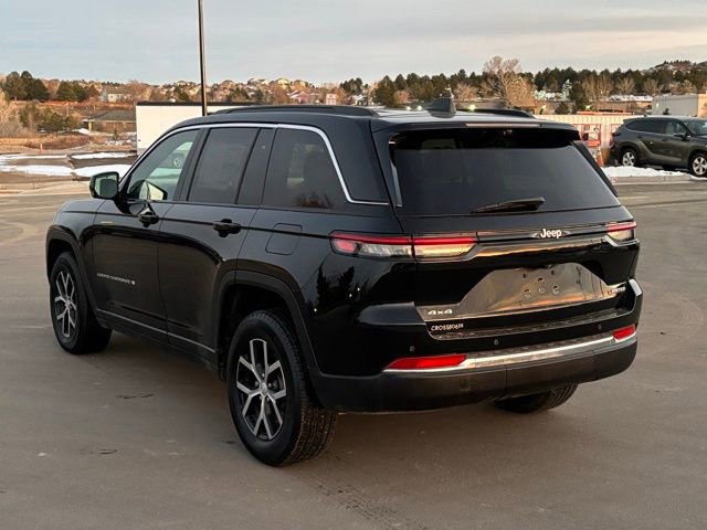 Certified 2025 Jeep Grand Cherokee Limited w/ Luxury Tech Group II image 9