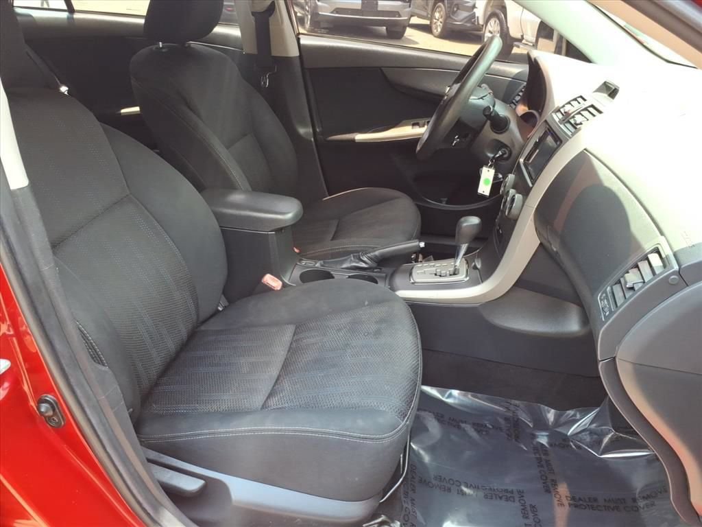 Used 2013 Toyota Corolla S FWD image 24