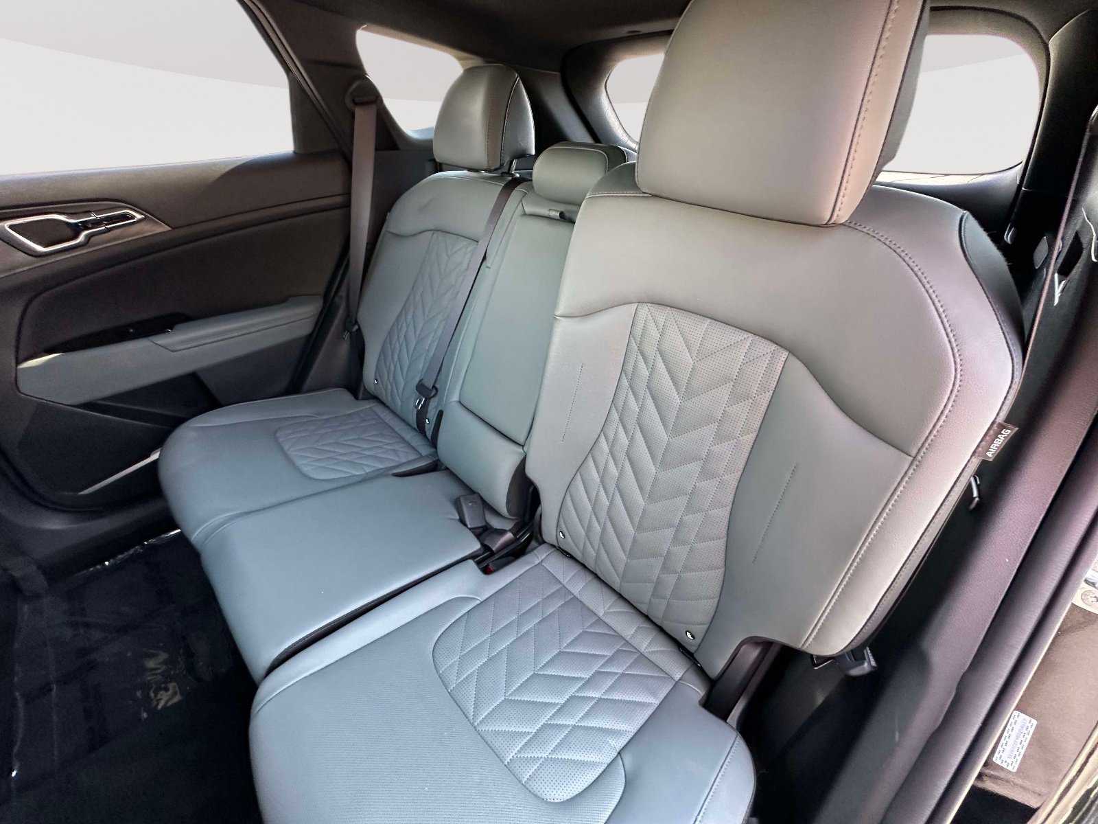 Used 2025 Kia Sportage X-Line w/ Premium Package AWD/4WD image 31
