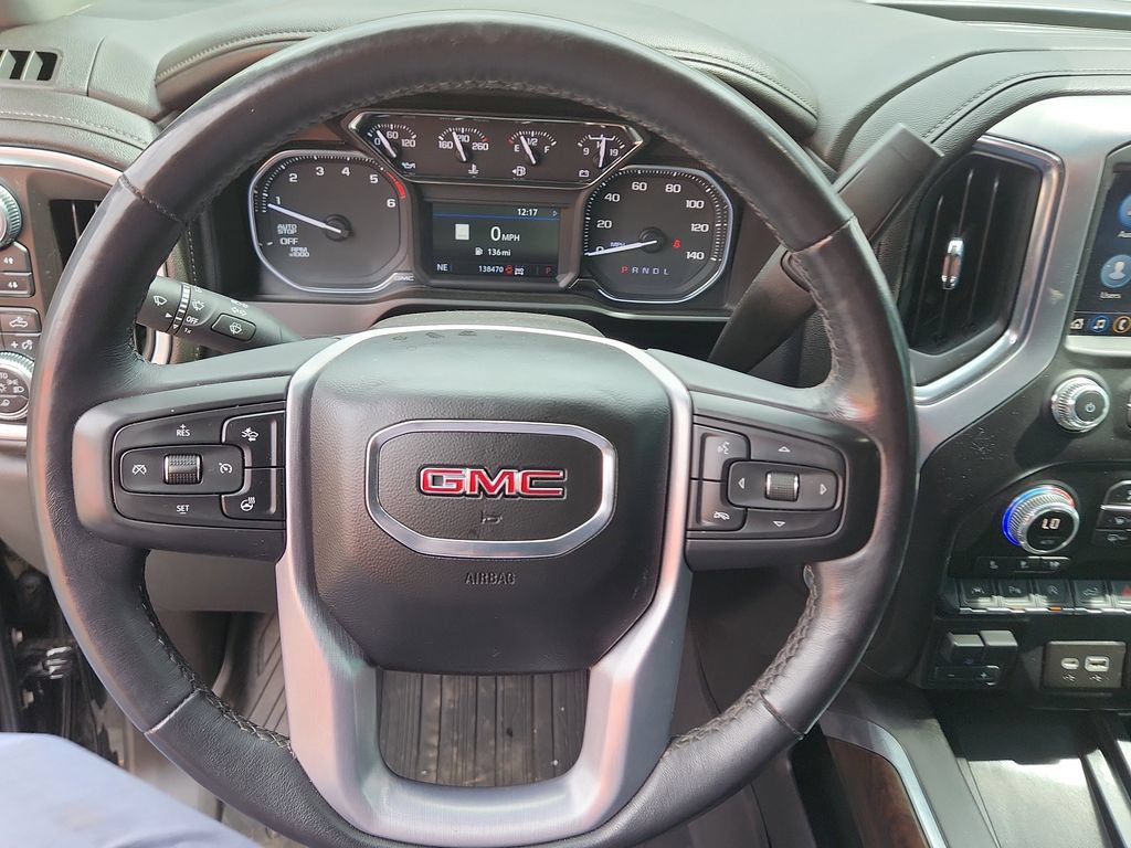 Used 2022 GMC Sierra 1500 SLT w/ SLT Premium Plus Package AWD/4WD image 23