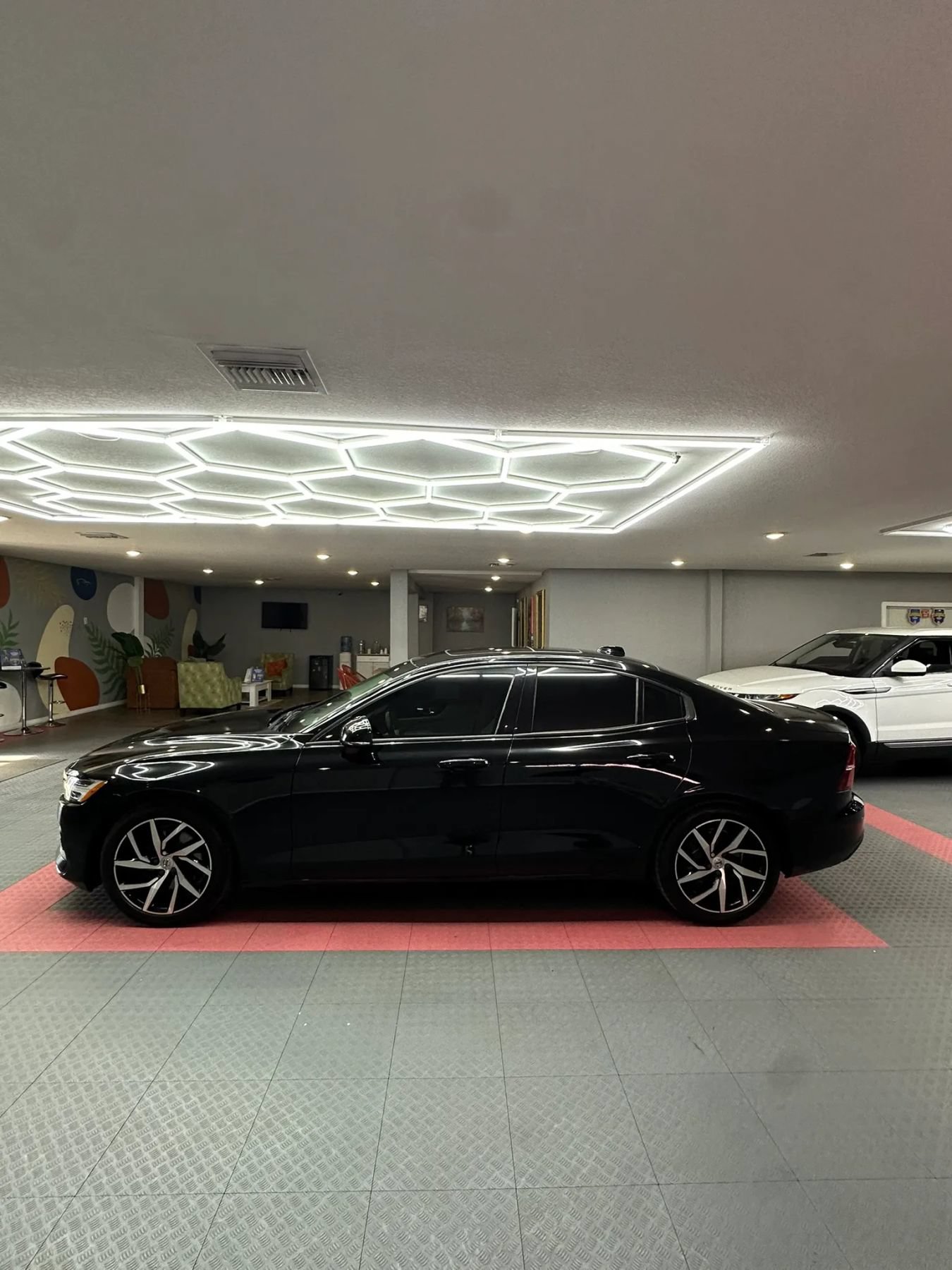 Used 2020 Volvo S60 T5 Momentum w/ Protection Package Premier FWD image 3