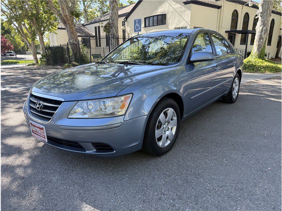 Used 2009 Hyundai Sonata GLS w/ Popular Equipment Pkg 2 FWD image 1