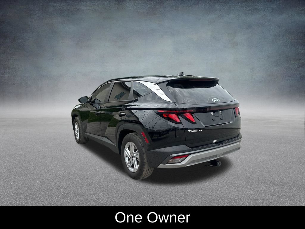 Used 2025 Hyundai Tucson SE FWD image 3