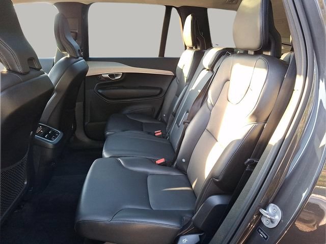 Certified 2024 Volvo XC90 B5 Core w/ Protection Package Premier AWD/4WD image 7